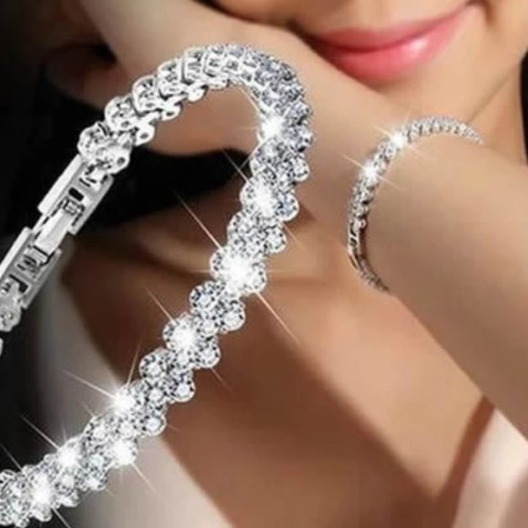 Jewelry - Silver Shining Bracelet For Women